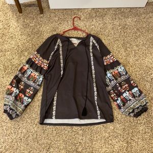 MissLook flared long sleeve shirt. Size Medium, fits true to size.